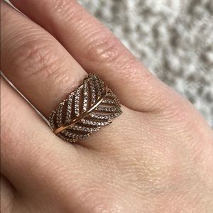 Pandora Feather Ring